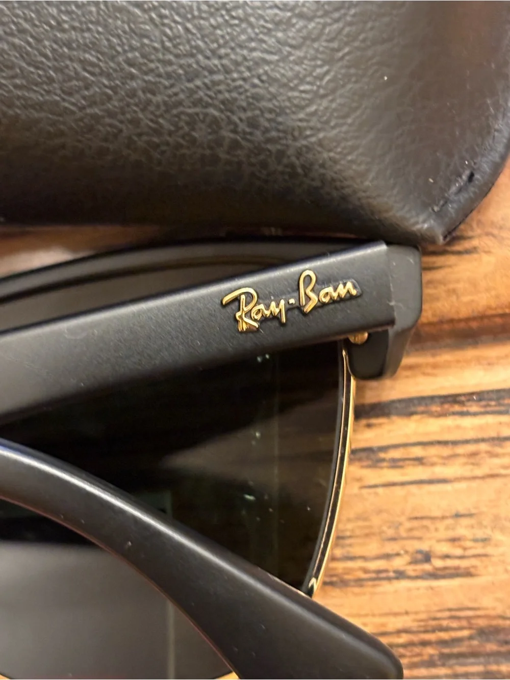 Ray-Ban Clubmaster Oversized with Black case
